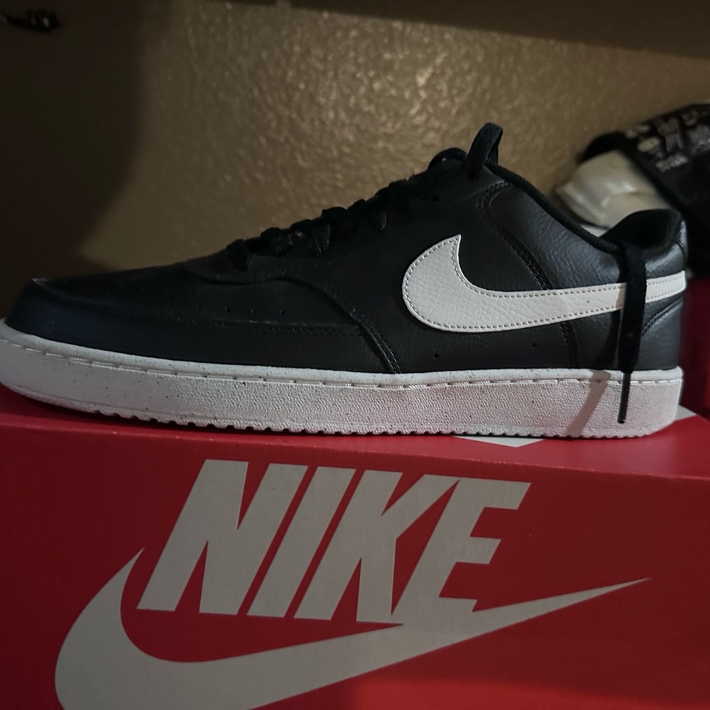 Nike Black and White Sneakers